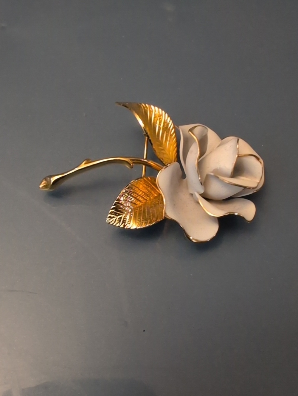 VTG Giovanni Cerrito Brooch White Enamel Rose Flower Gold Plated  2.25"